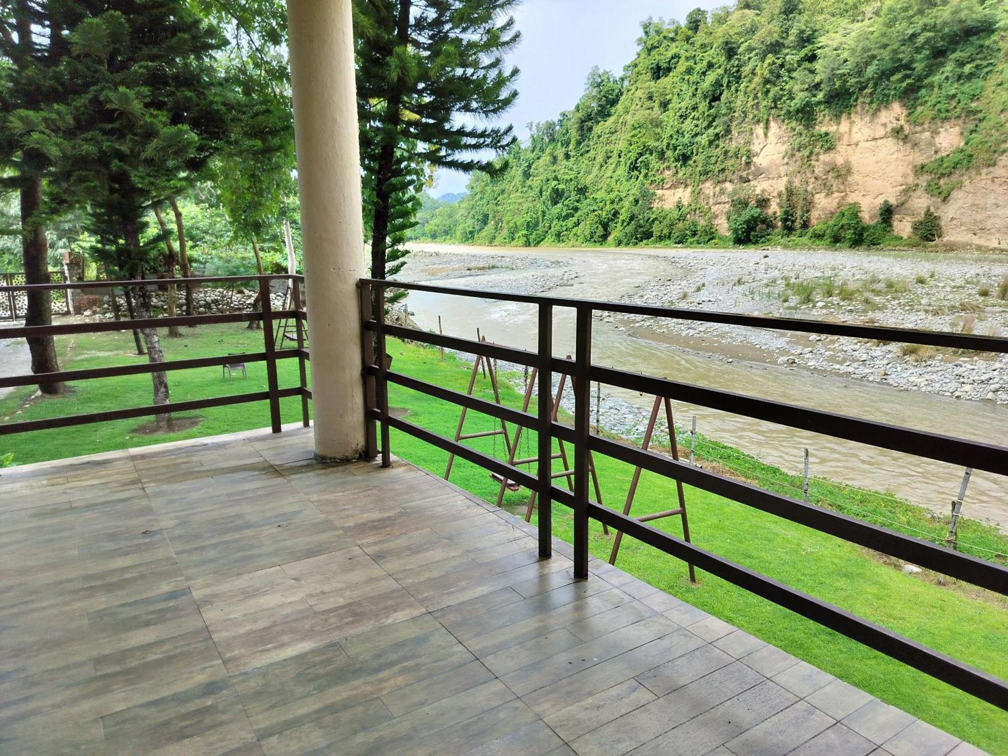 Bel-La Monde Hotel "Riverside" - Jim Corbett Garjia 外观 照片