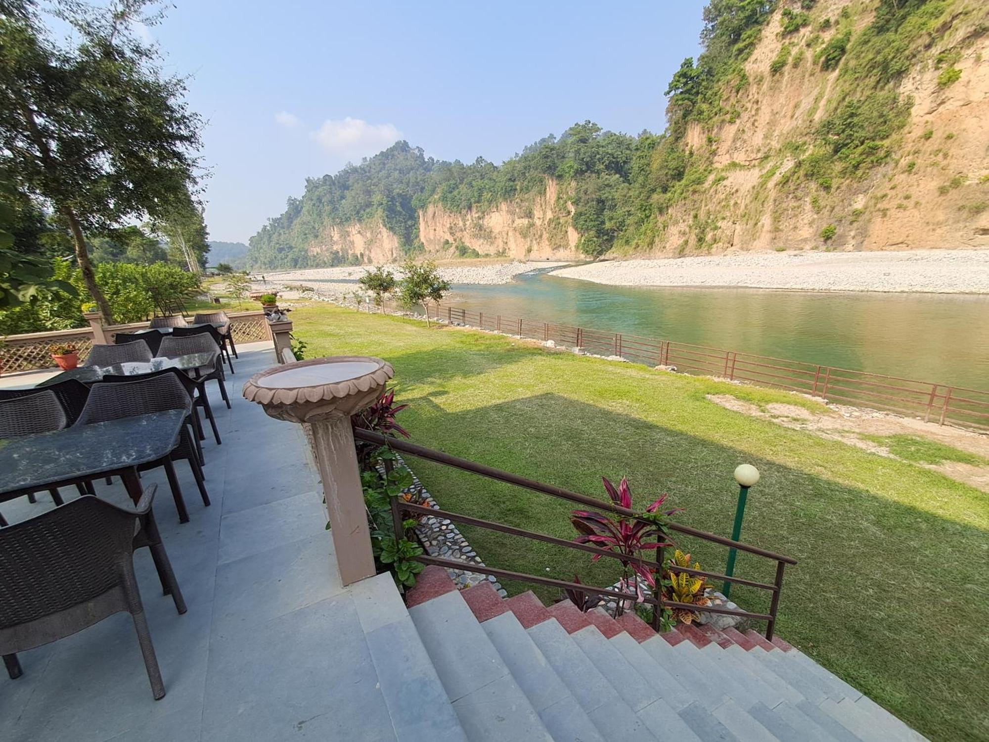 Bel-La Monde Hotel "Riverside" - Jim Corbett Garjia 外观 照片