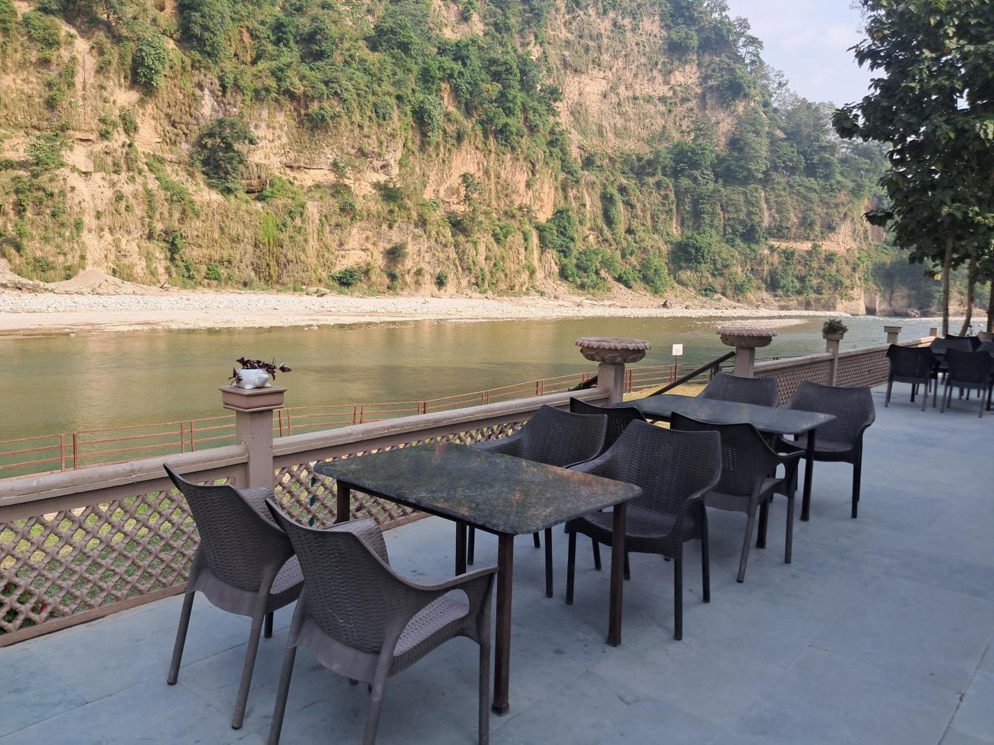 Bel-La Monde Hotel "Riverside" - Jim Corbett Garjia 外观 照片