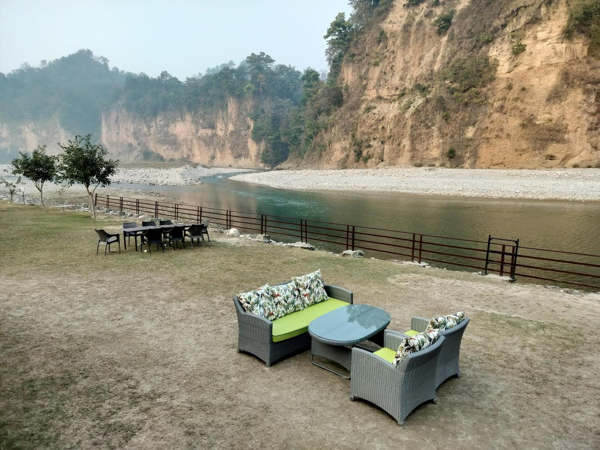 Bel-La Monde Hotel "Riverside" - Jim Corbett Garjia 外观 照片
