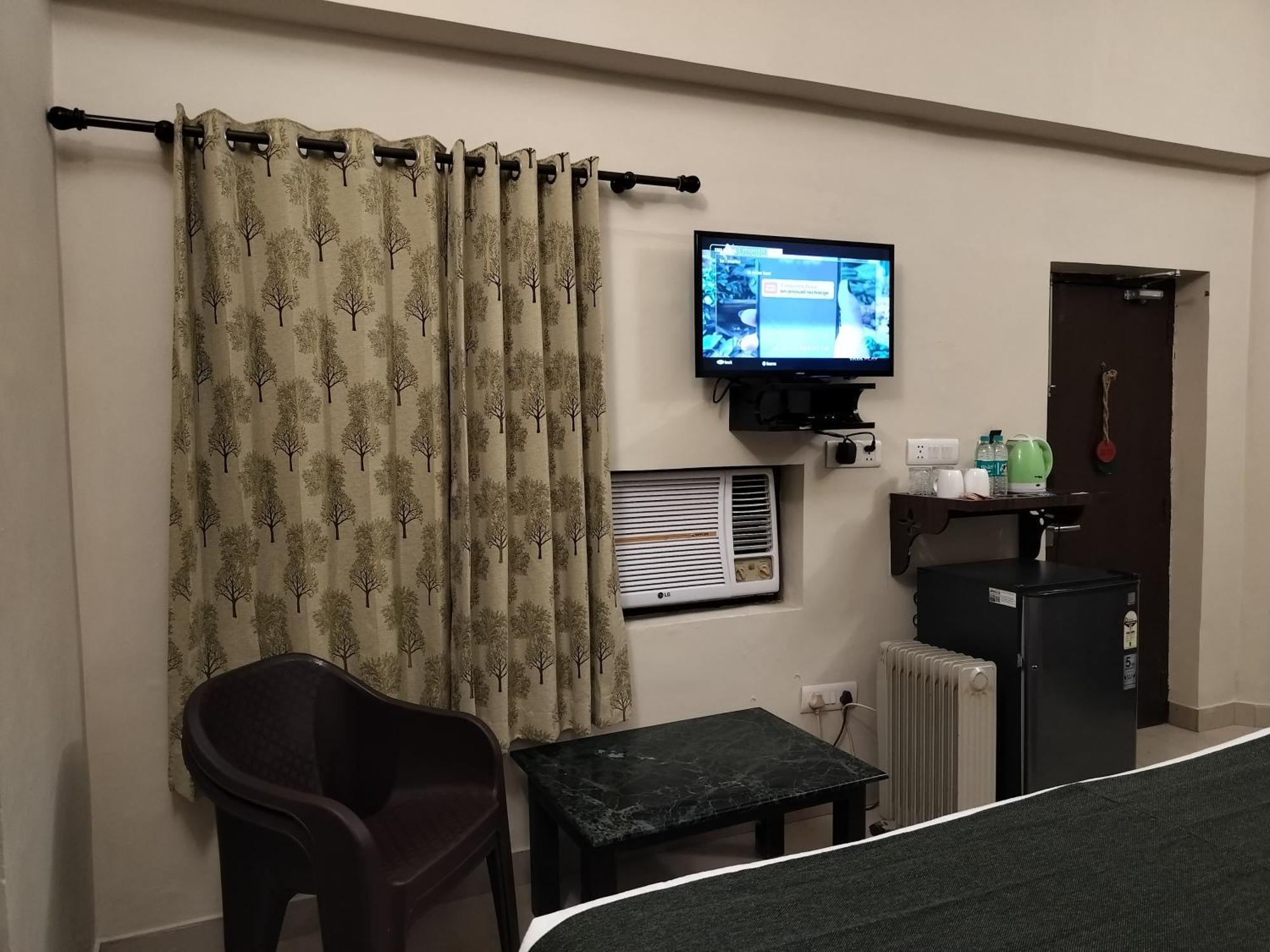 Bel-La Monde Hotel "Riverside" - Jim Corbett Garjia 外观 照片